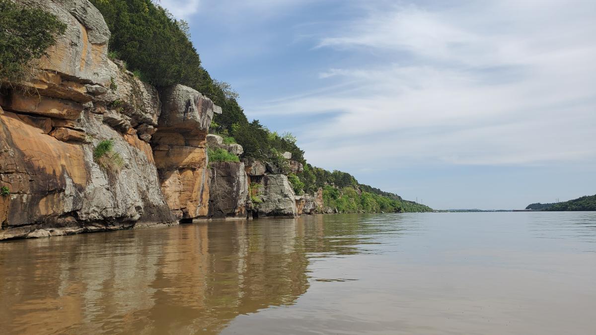 Video Cruising Lake Dardanelle Arkansas State Parks
